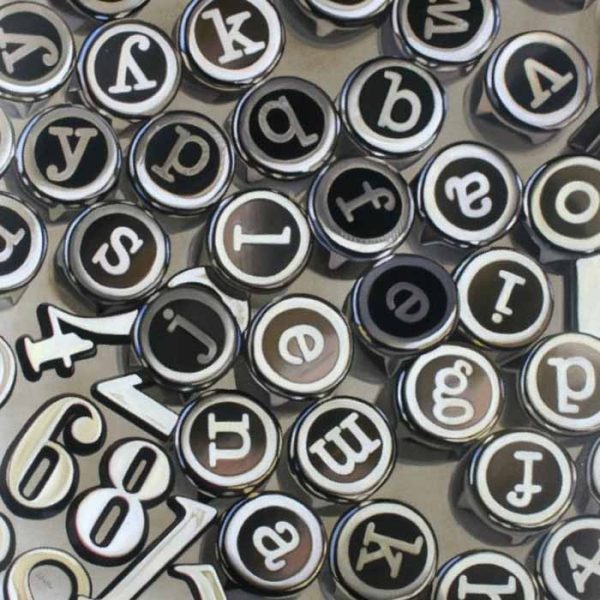 Typeface Clockworks by John Schieffer